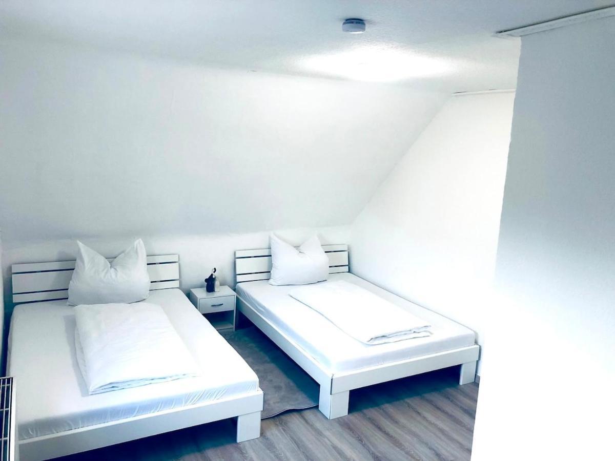 גלזנקירכן Wohnung Mit Neuem Bad Und Kueche מראה חיצוני תמונה