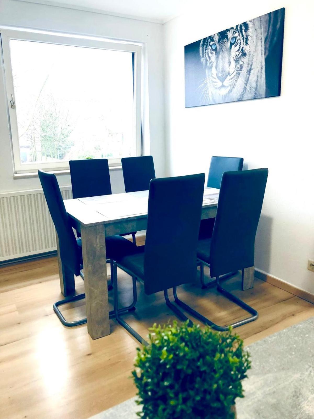 גלזנקירכן Wohnung Mit Neuem Bad Und Kueche מראה חיצוני תמונה
